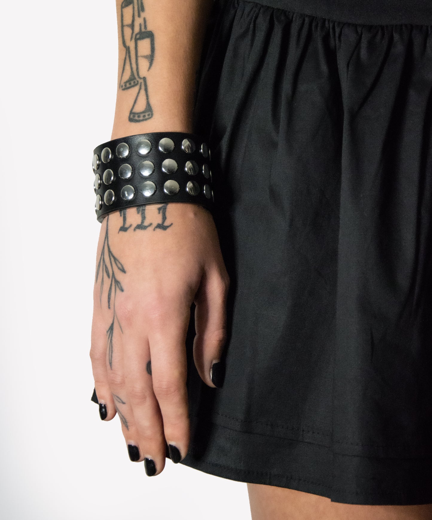 Three Lines Studded Bracelet - The 5
