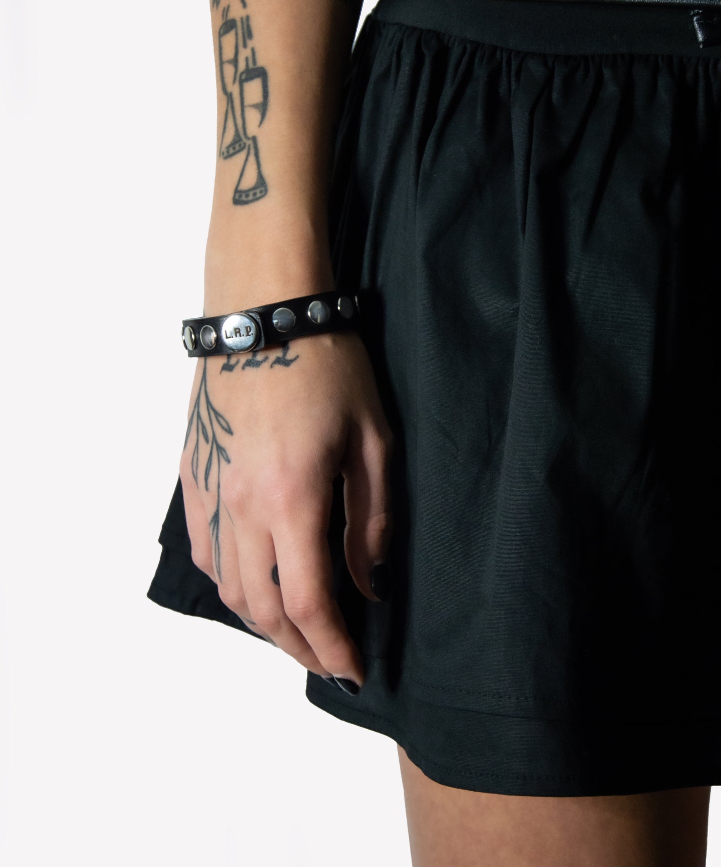 One Line Studded Bracelet - The 5